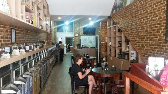 Founan Cafe and Coffee Rosters